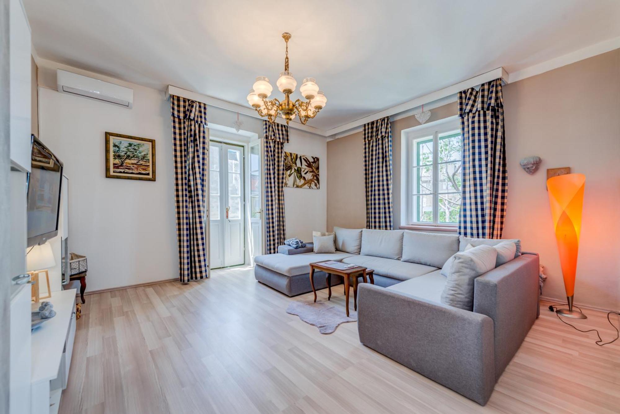 Apartment Pape Split Exterior photo